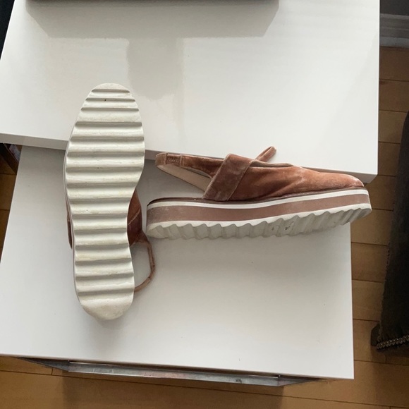 🔥$5 SALE!.Zara velvet sling backs EUC sz 39 - Picture 2 of 6